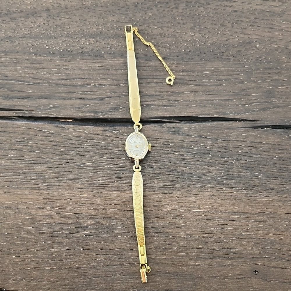 Vintage LUCERNE Swiss Made Gold-Tone Ladies Manual Wind Watch - Working - Picture 3 of 12